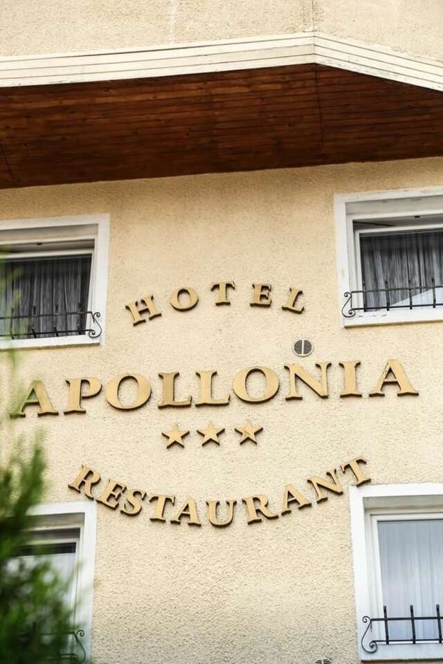 Отель Hotel Apollonia Брашов-9